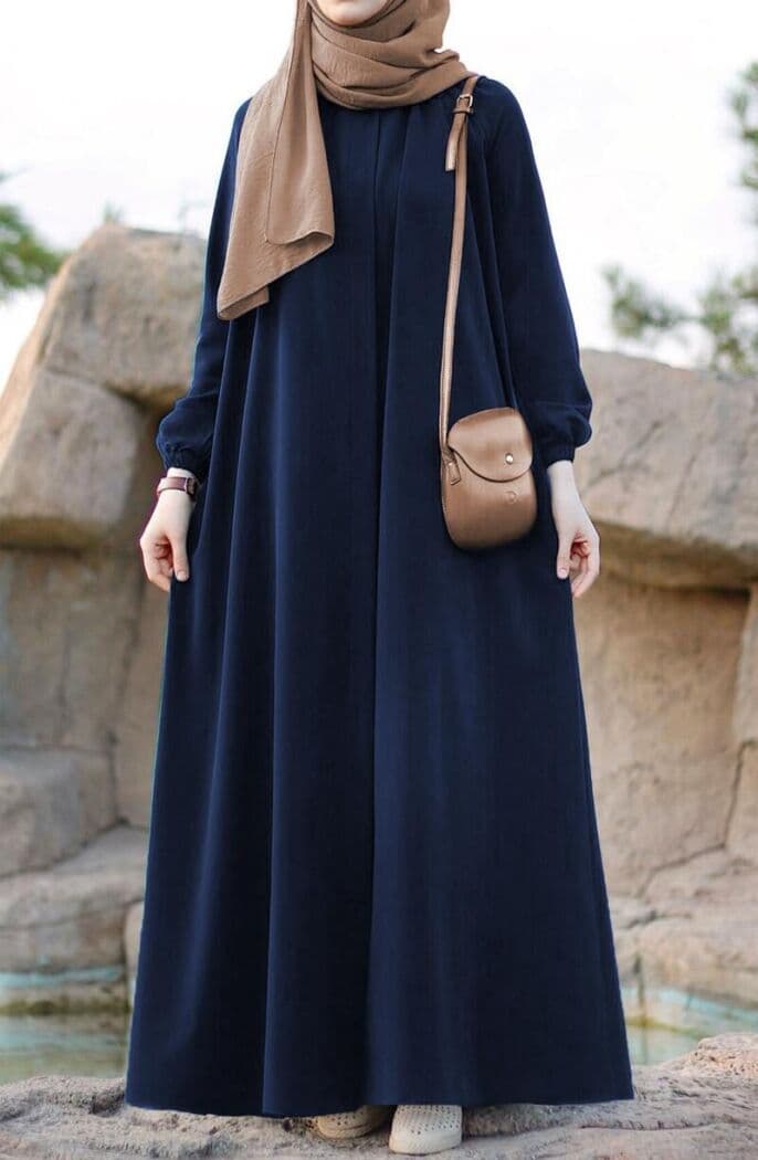 Nadia Navy